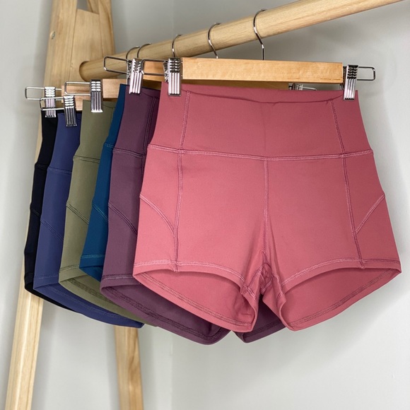 Fitness wear apparel - Picture 2 of 4